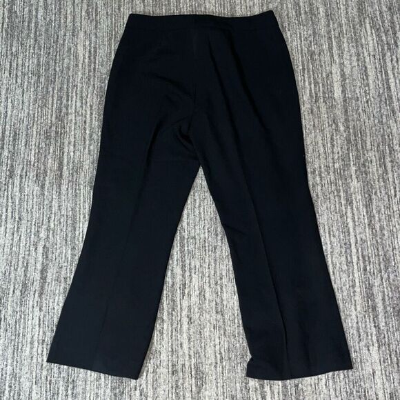 Dana Buchman Womens Size 10 Cropped 100% Wool Dress Pants Black Mid Rise - Picture 7 of 7